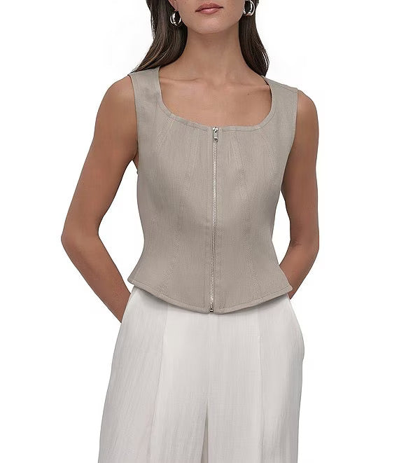 SLEEVELESS ZIP FRONT SEAMED