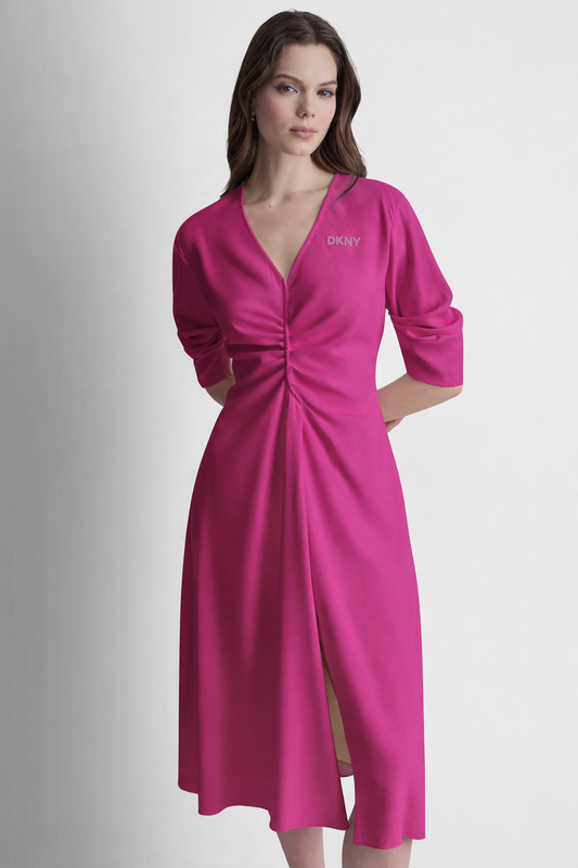 3/4 RAUSHED XLV V-NECK DRESS