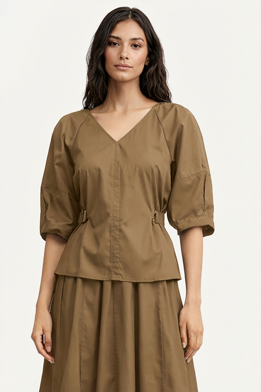 3/4 BARREL SLEEVE V-NECK TOP