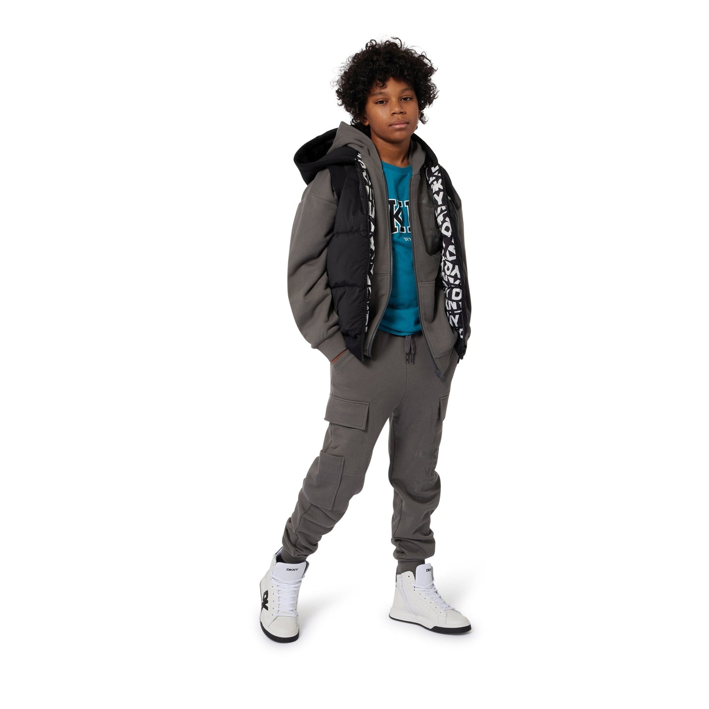 SLEEVELESS REVERSIBLE PUFFER VEST