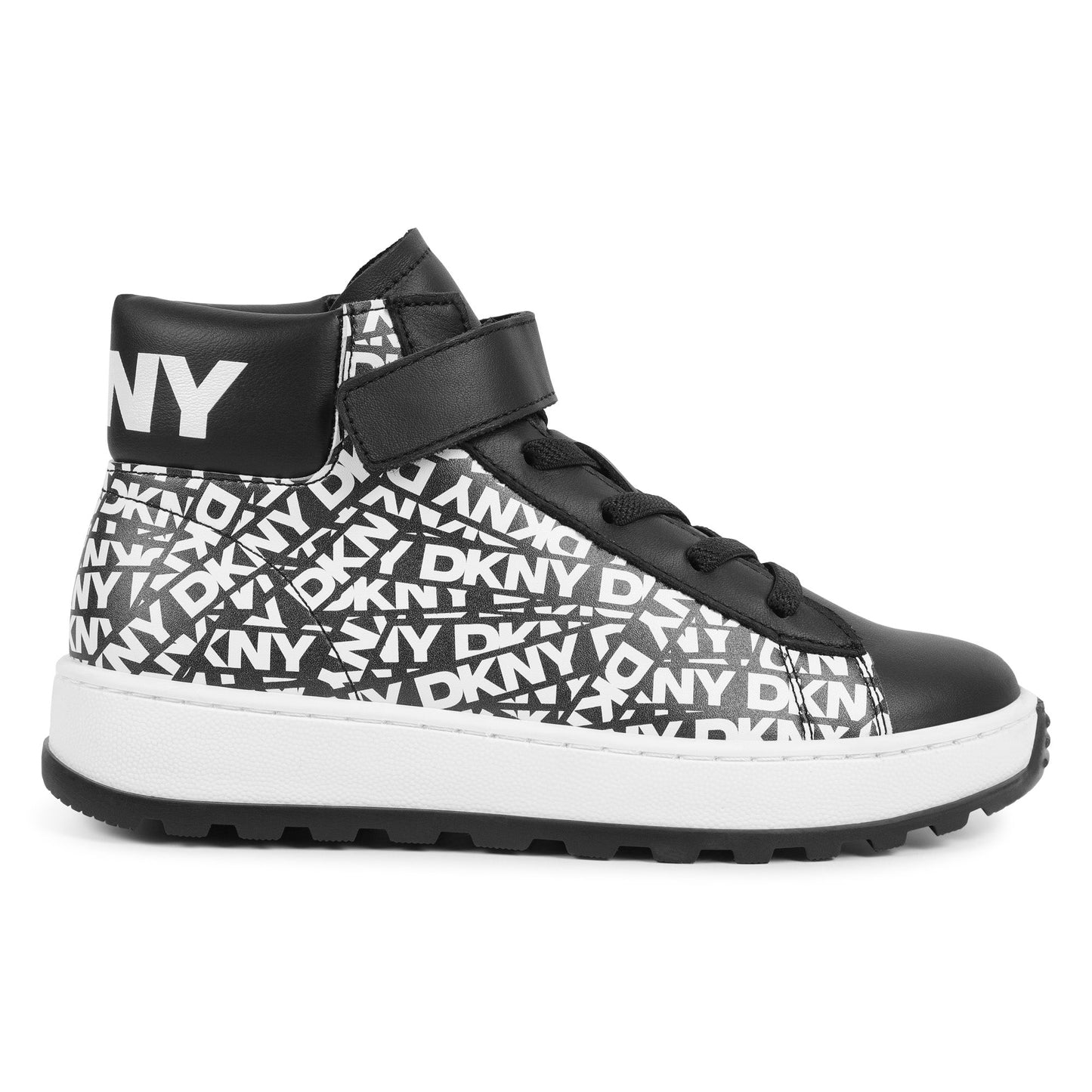 TRAINERS WITH LOGO
