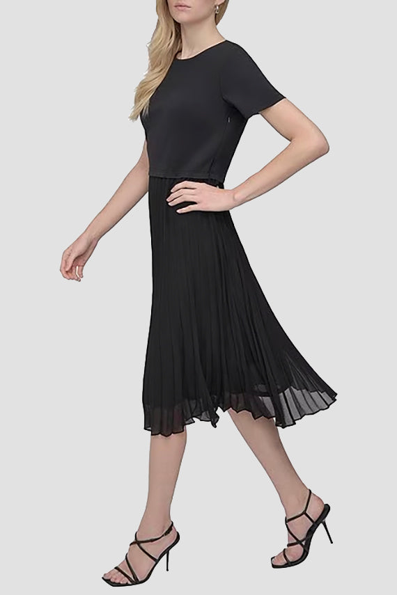 بلوزة برقبة دائرية S/S مع PL