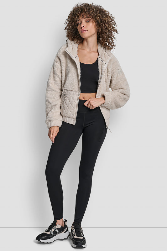 جاكيت شيربا بقبعة رأس