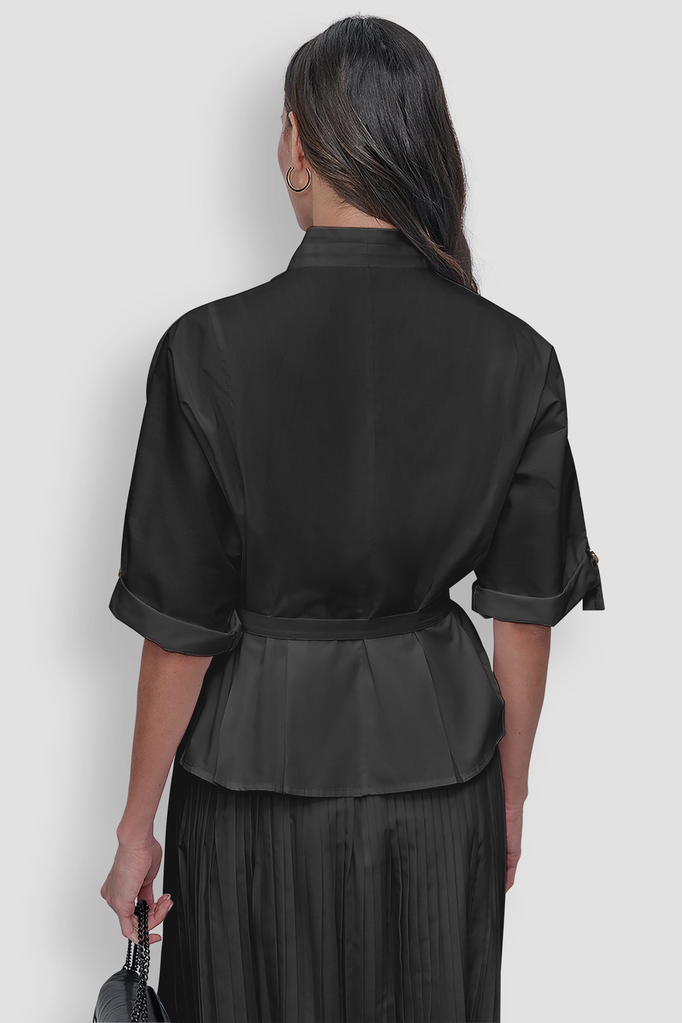 SMALL SLEEVE V NECK PLEATED TOP