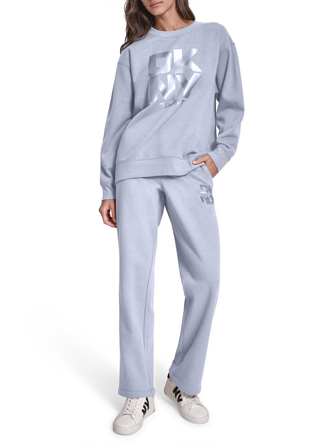 DKNY LG CREW NECK SWEATSHIRT