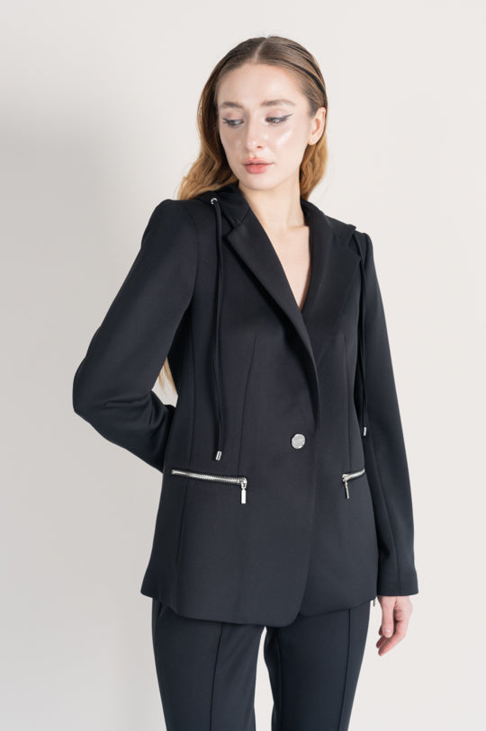 ONE BUTTON JACKET WITH HOOD