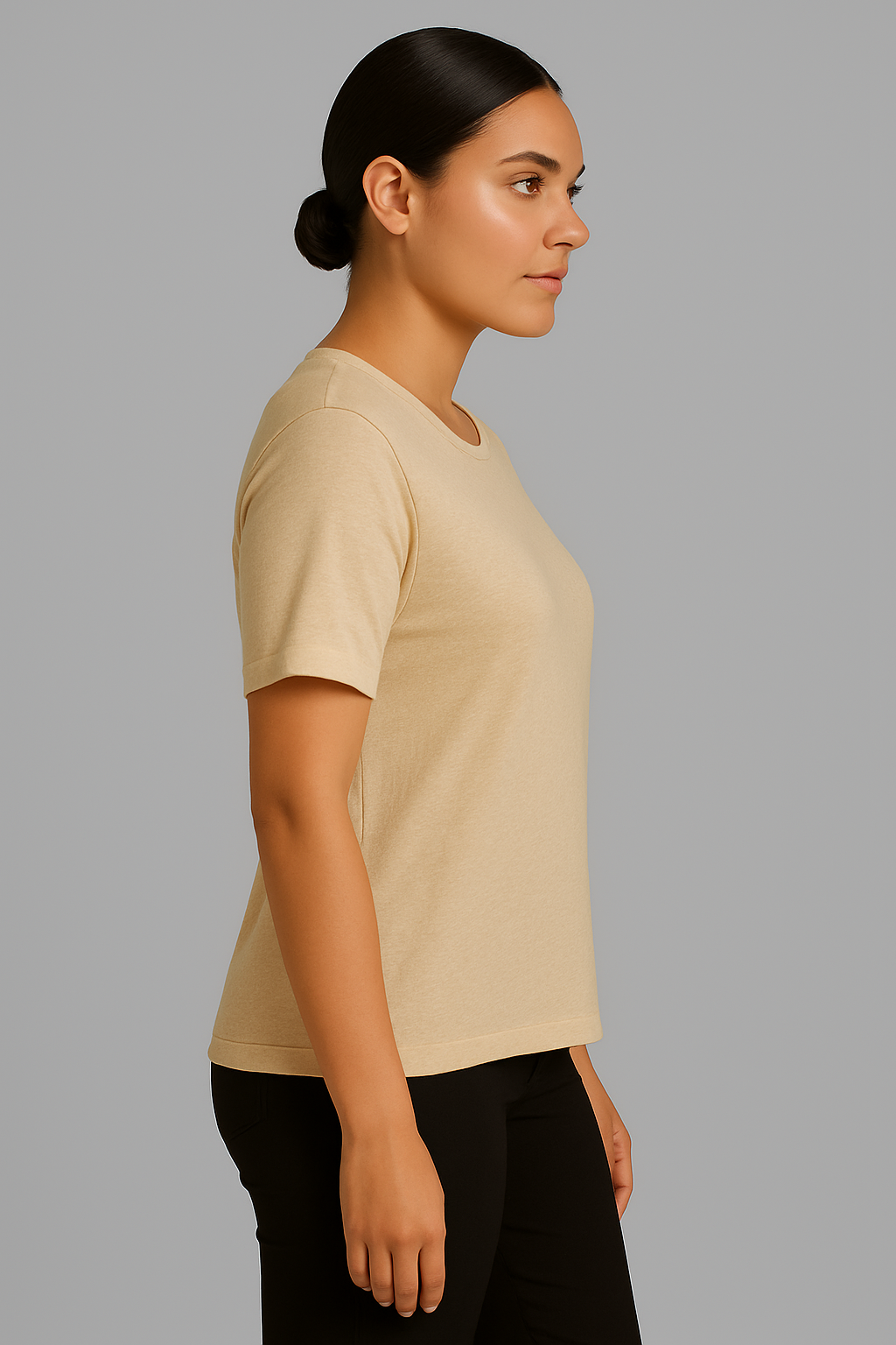 تي شيرت برقبة دائرية وقصّة S/S