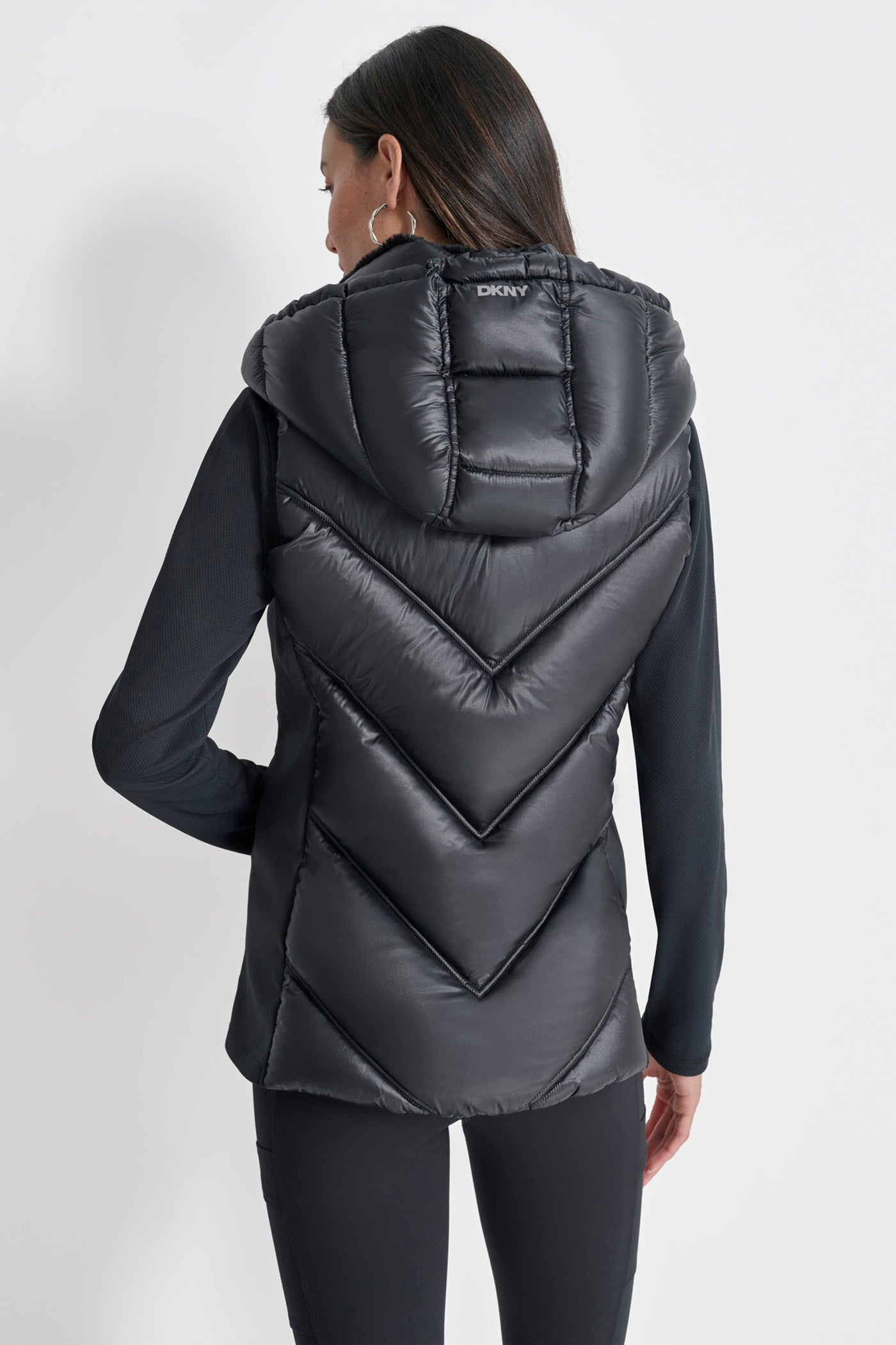 HOODED PUFFER VEST