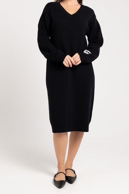 LONG SLEEVE V NECK SWEATER DRESS