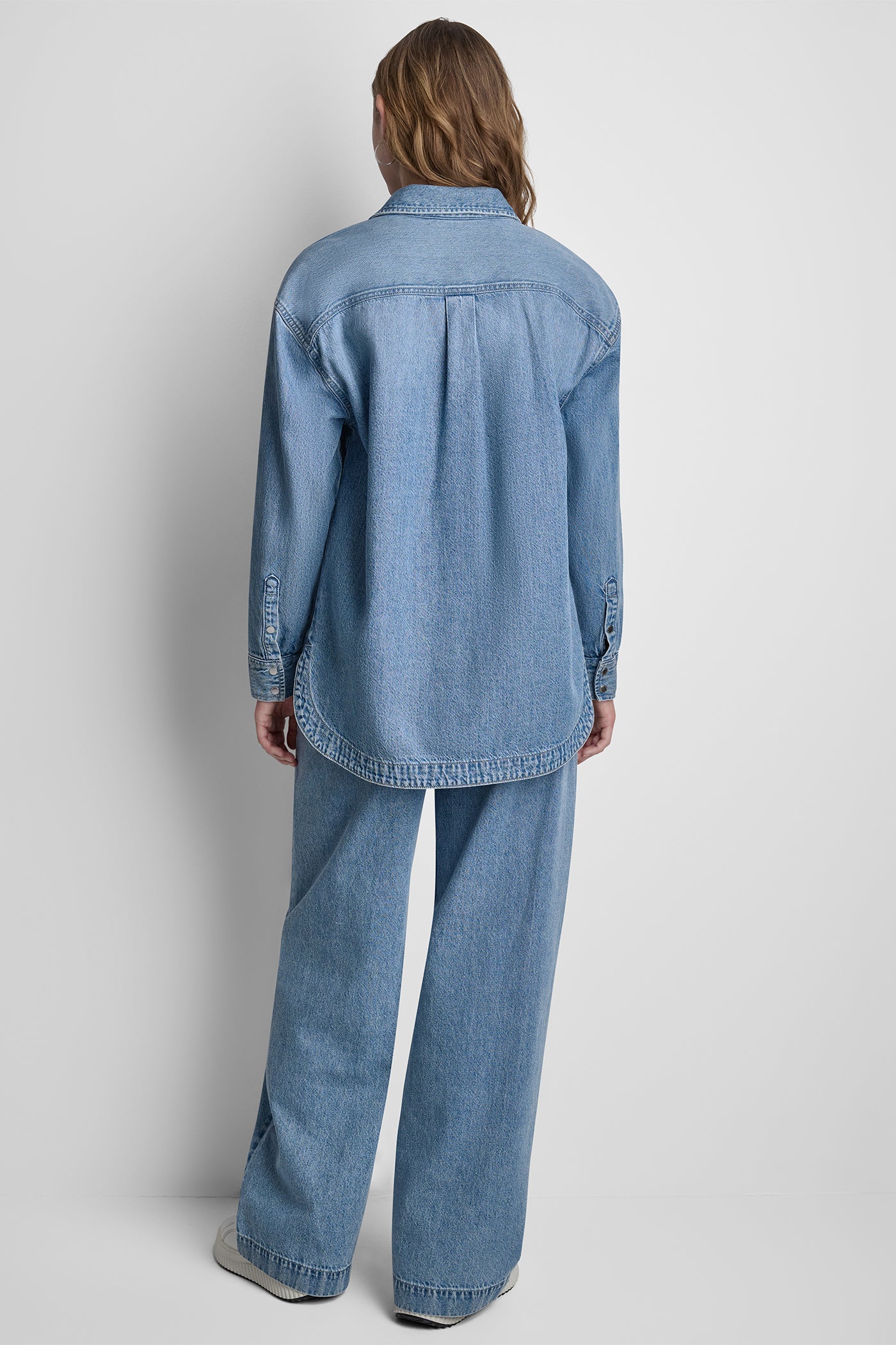 OVERSIZED SHIRT W LONG SLEEVE