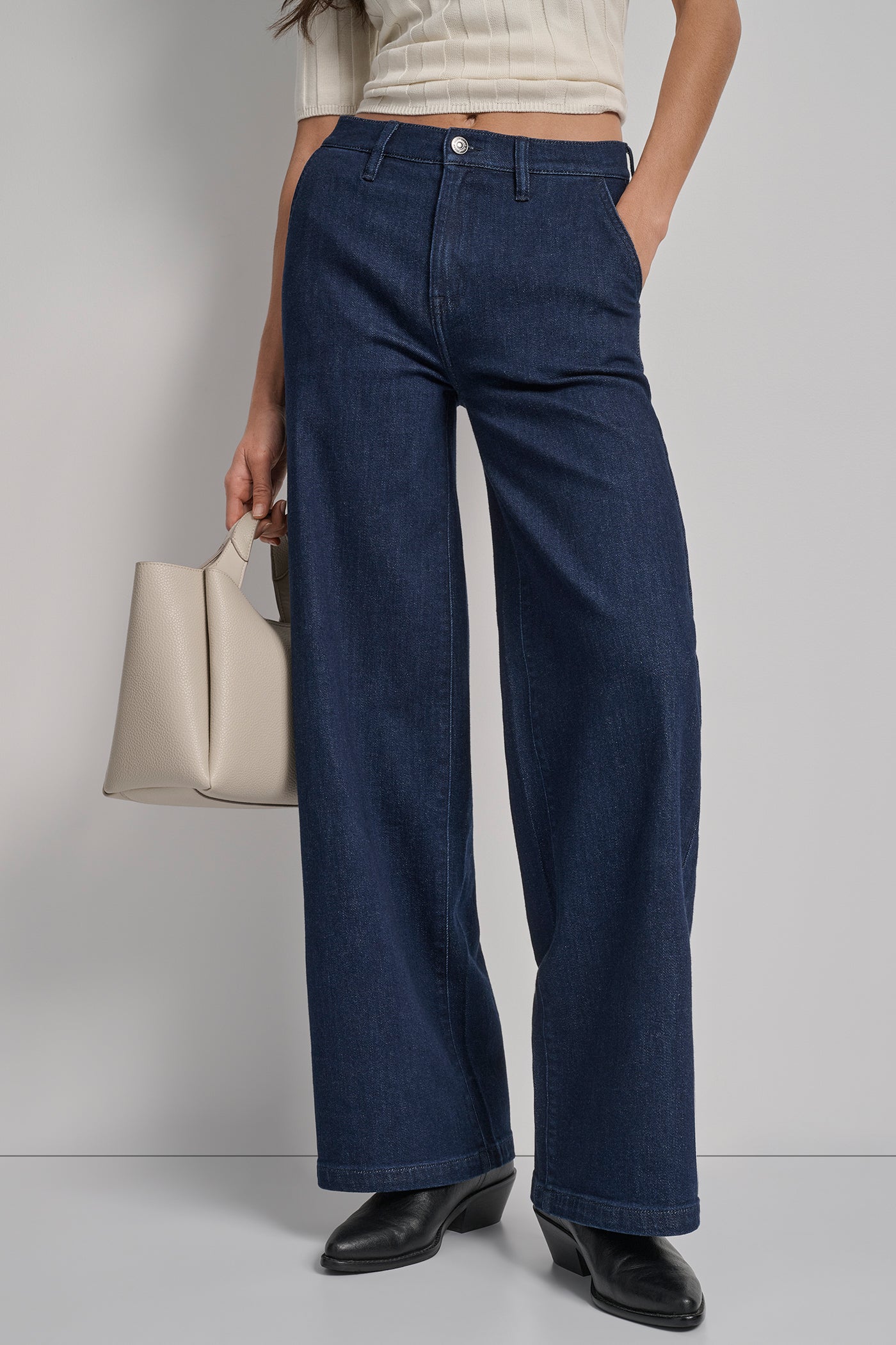 HIGH RISE TAILORED T