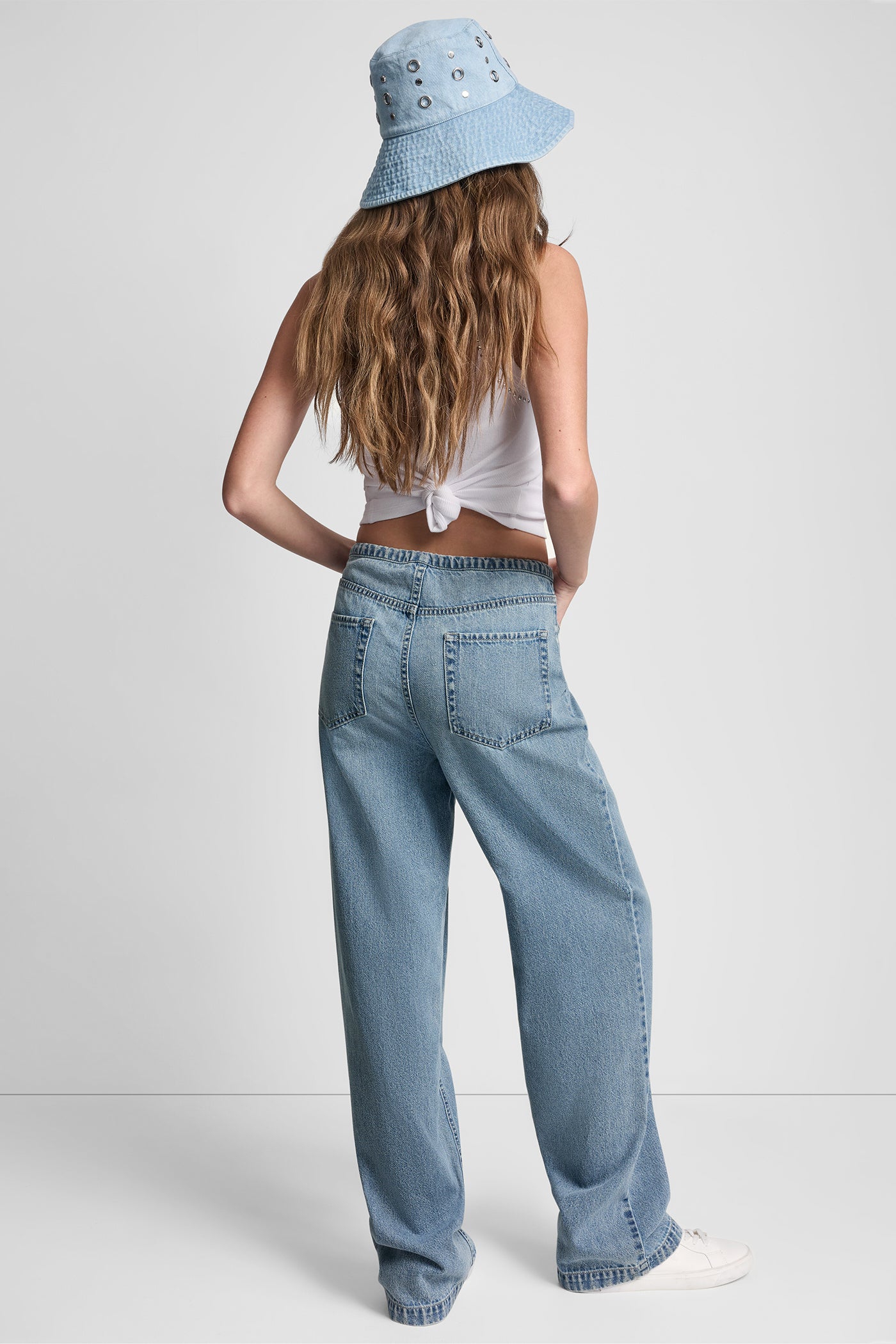 MID RISE FLOWY RELAX PANTS