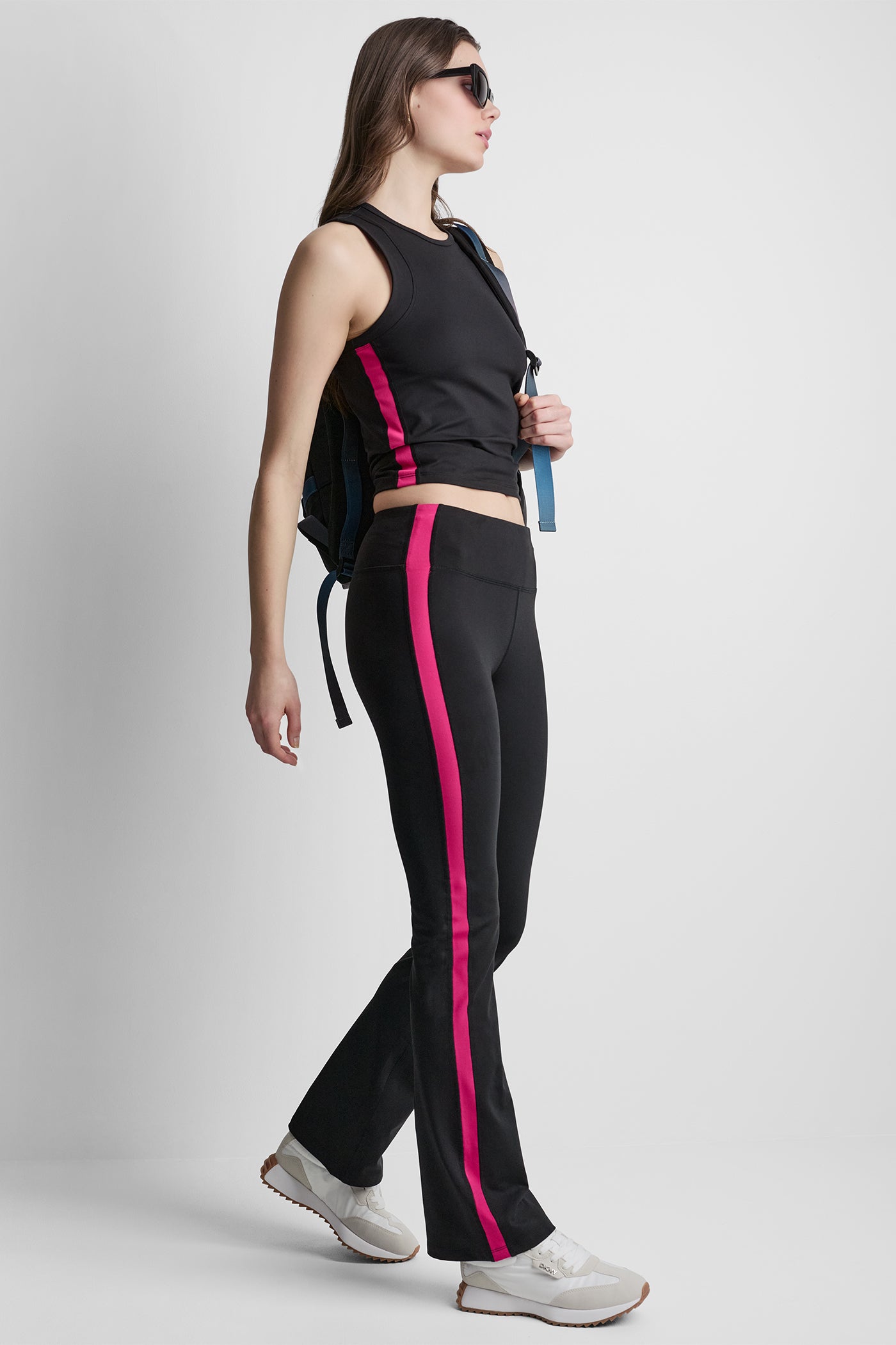 HIGH-RISE STRIPE FLARE LEGGING