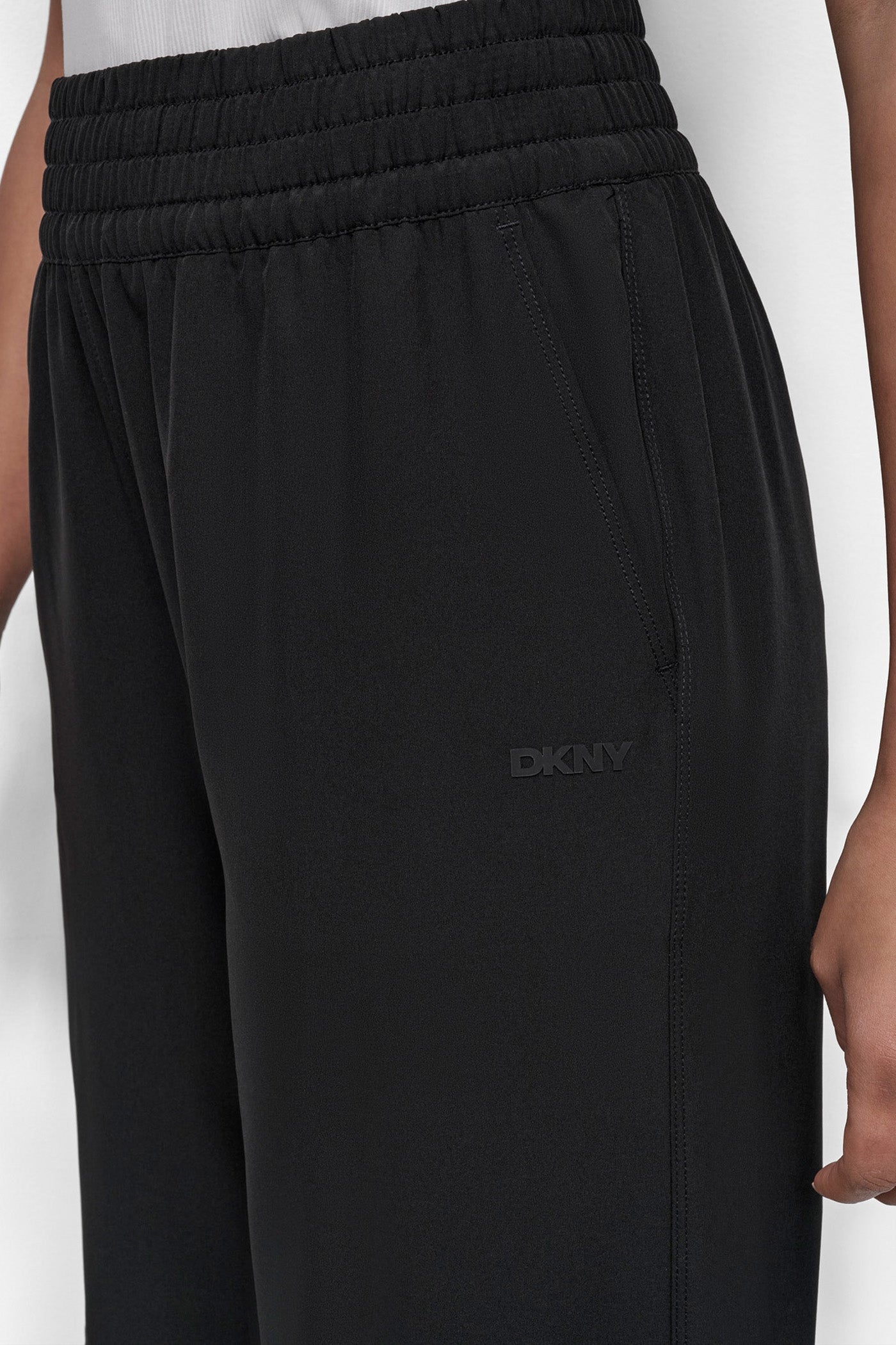 HI-RISE WIDE LEG PANTS