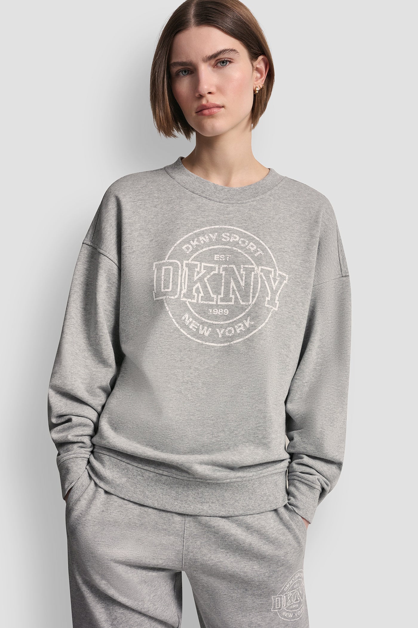DKNY COLLEGIATE MEDA