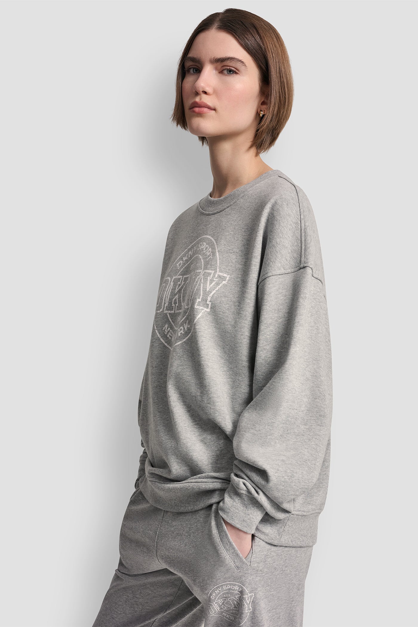 DKNY COLLEGIATE MEDA