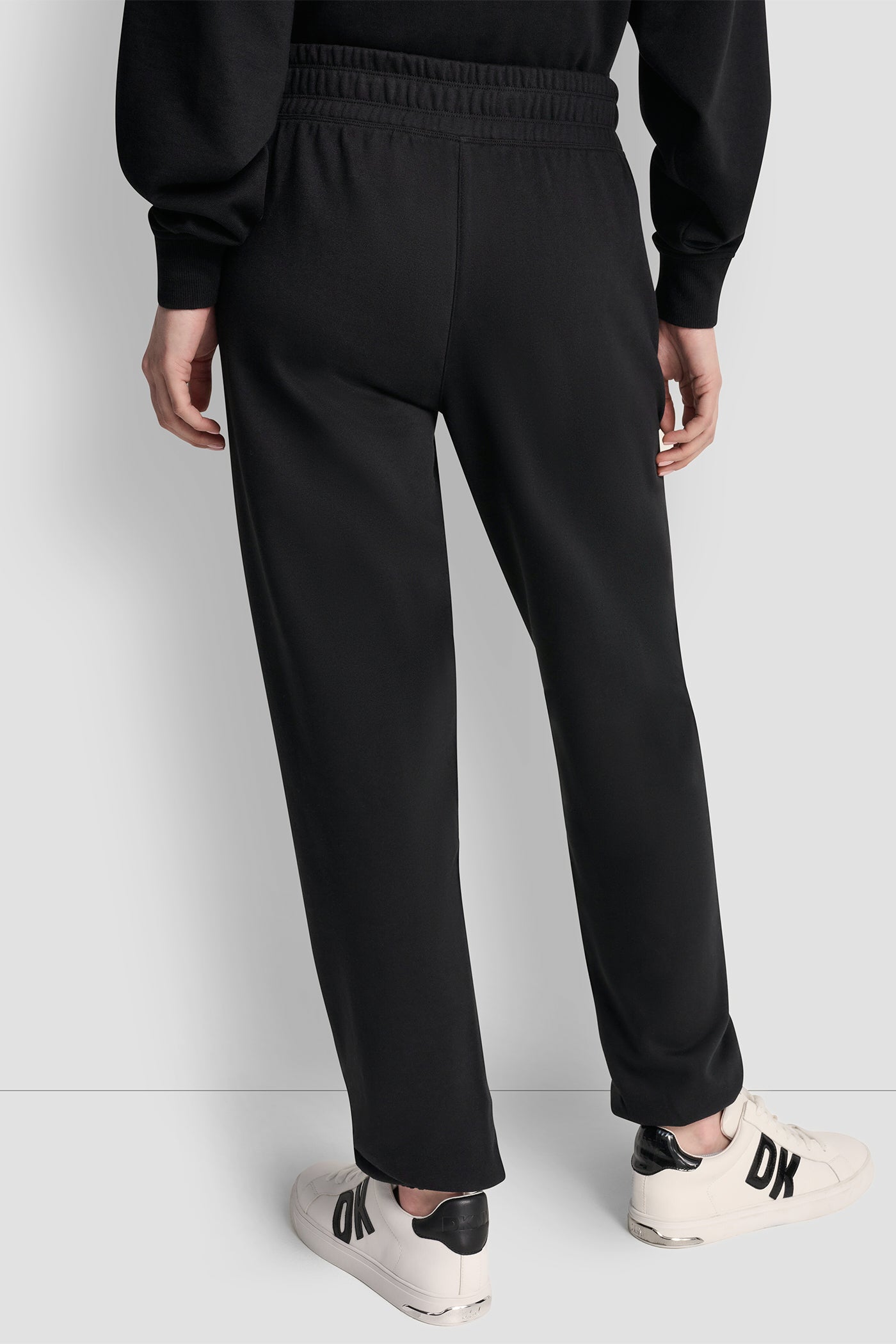 DKNY COLLEGIATE MEDA