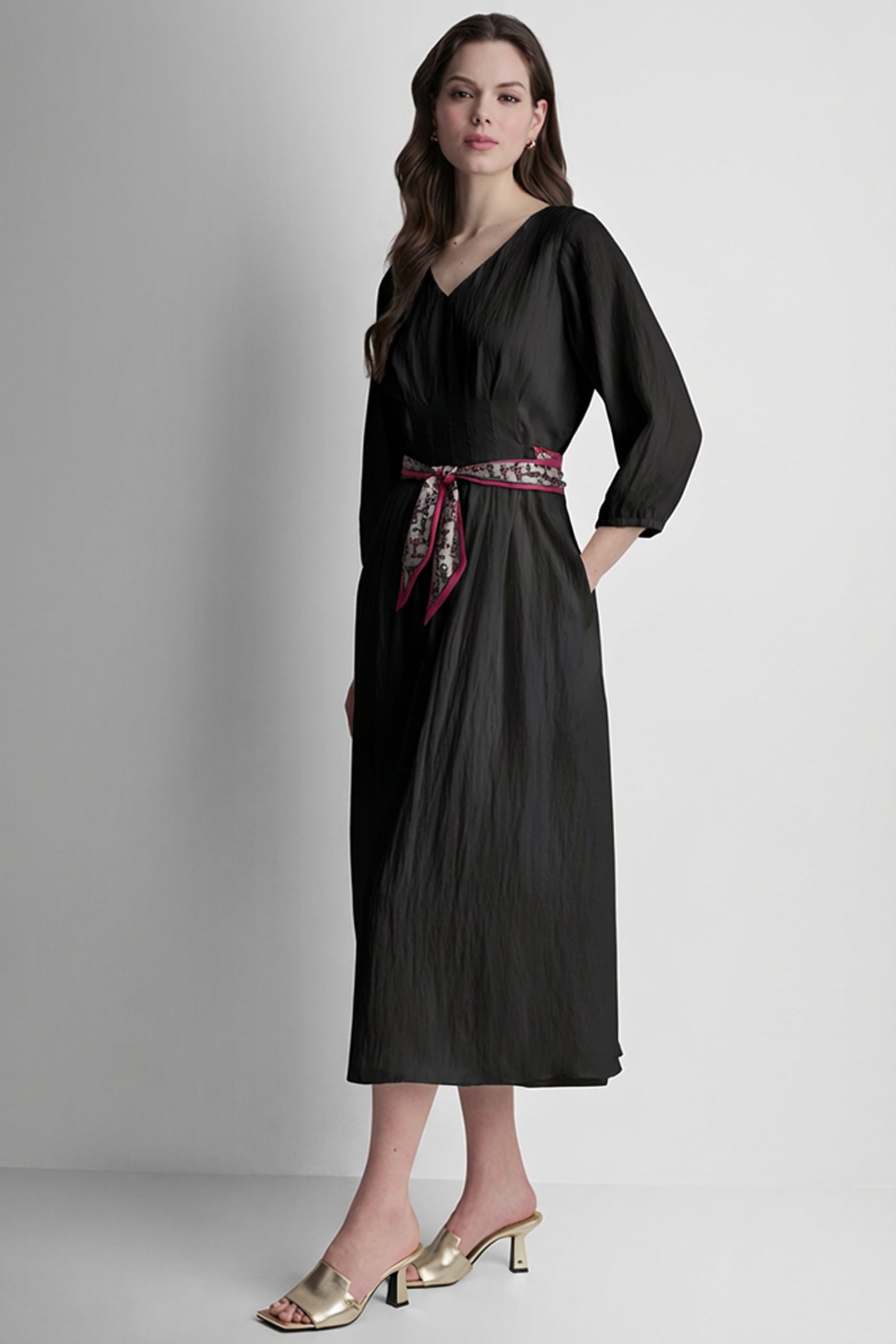 LONG SLEEVE PLEATED FRONT  SHIRT