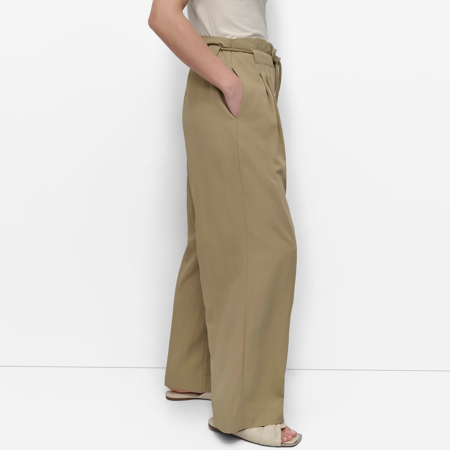 ROPE TIE FRONT WIDE LEG PANTS