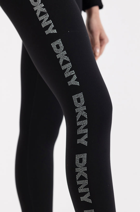 شورت ضيق بخصر مرتفع 7/8 مع شعار DKNY وحجر الراين