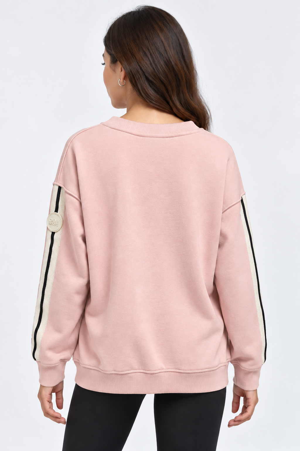 شريط DKNY المميز