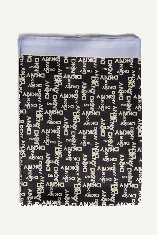 وشاح مربع بشعار