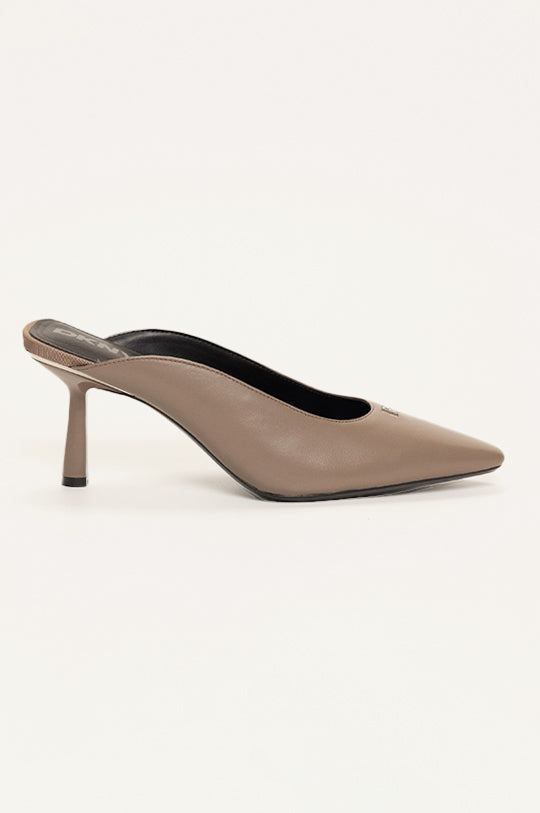 NETTA POINTED PUMP