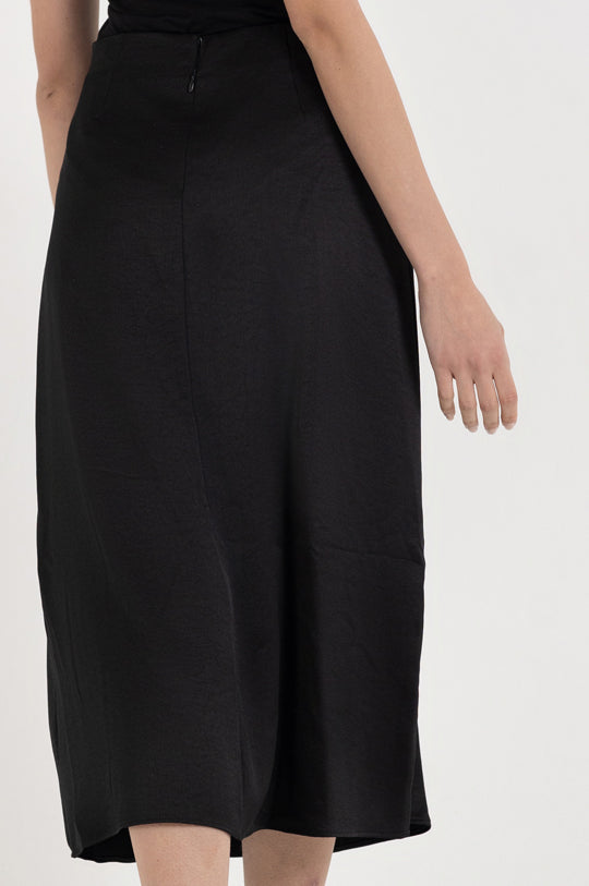 MIDI SKIRT WITH PATCH POCKET