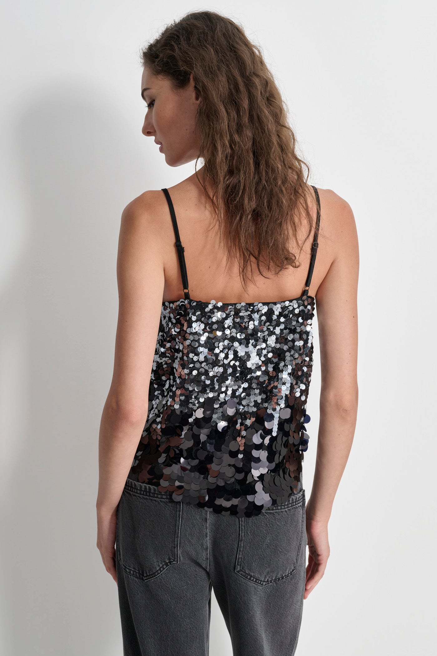 SLEEVELESS MULTI SCALE SEQUIN CAMI