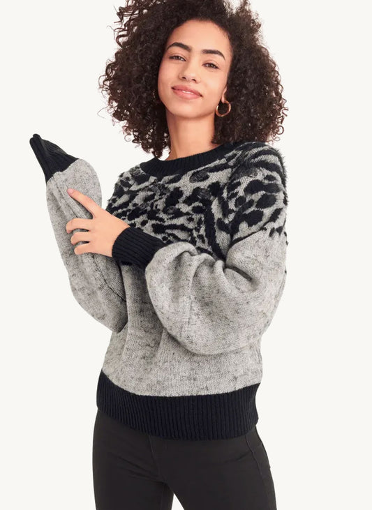 Long Sleeve Puff Crew Neck W-Sequin Detail Sweater
