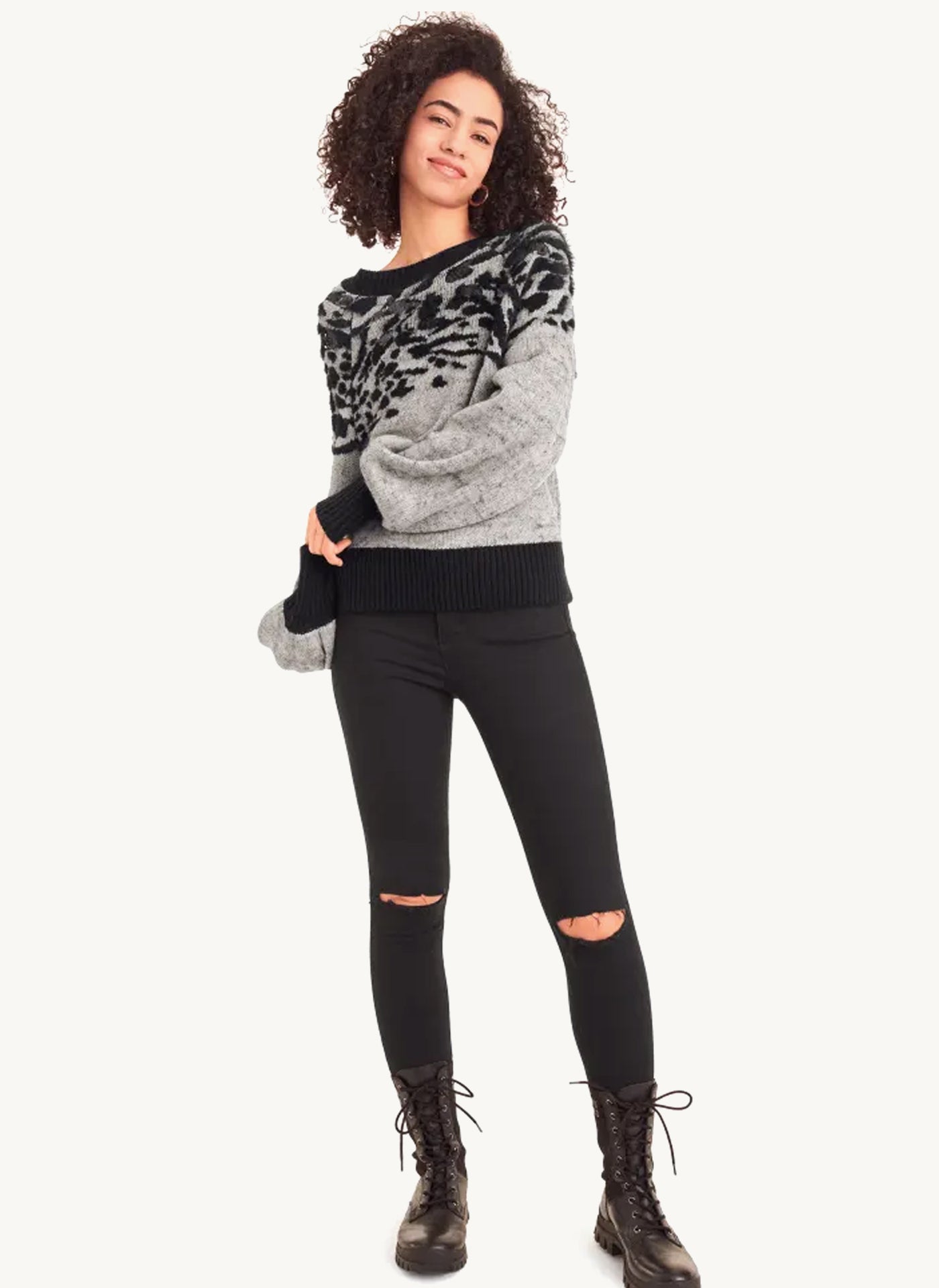 Long Sleeve Crew Neck Sweater With Sequin