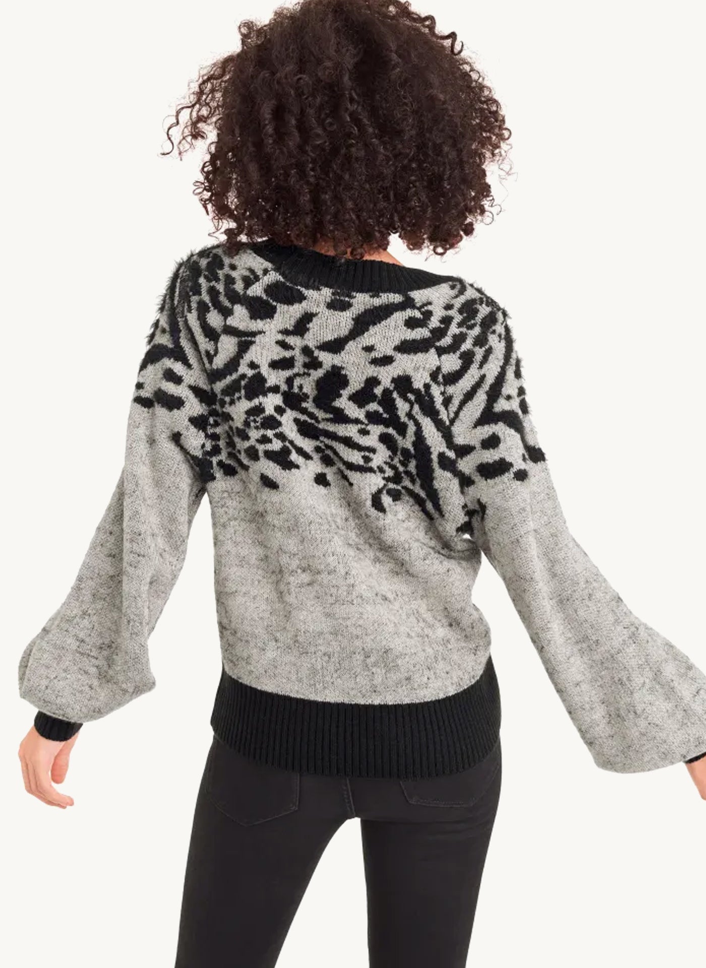 Long Sleeve Crew Neck Sweater With Sequin